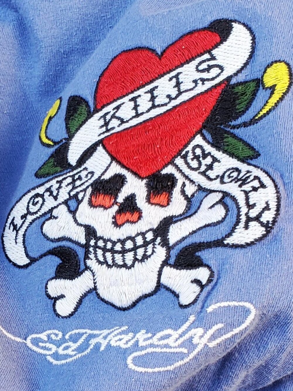 Ed Hardy Love Kills Slowly VINTAGE embroidered men's crew neck T size: XL *READ